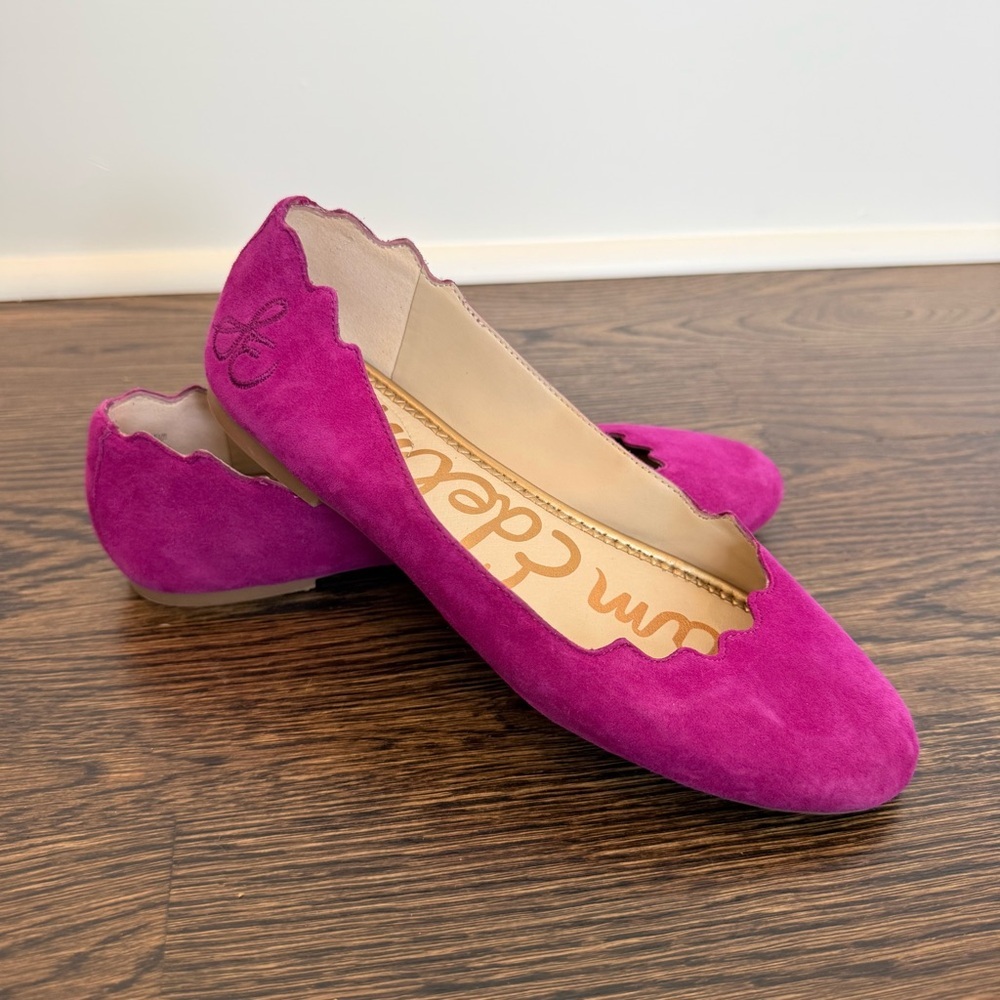 Sam Edelman Women's Pink Scalloped Flats - Picture 5 of 6